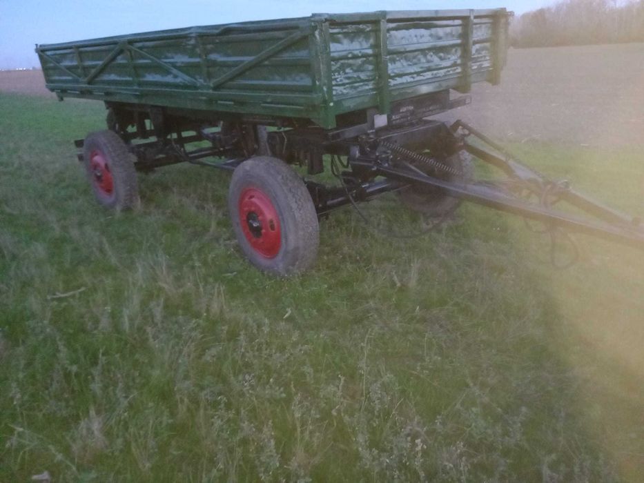 Remorcă 7 tone basculabilă