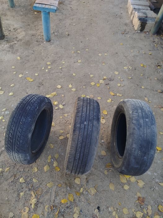 Ассалаумағалейкум 13тік аяқтар 15тік екеуі бар бірақ екі турлі