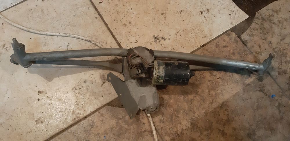 Ауди C4 трапеция