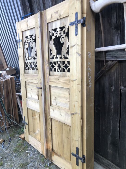 Uși vechi de colecție