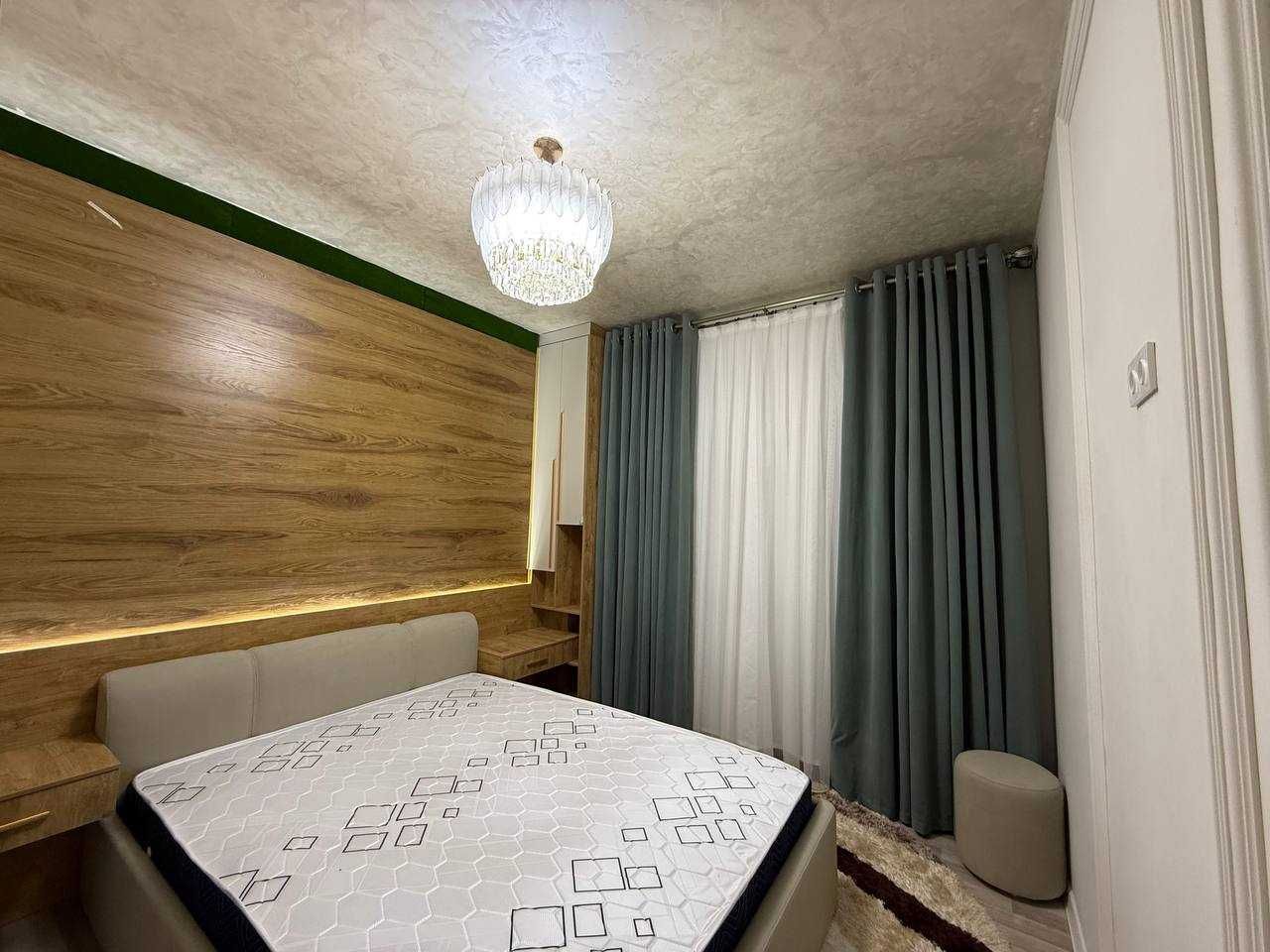 4х комнатная квартира 4 этаж, 100 м/кв, Шота Руставели