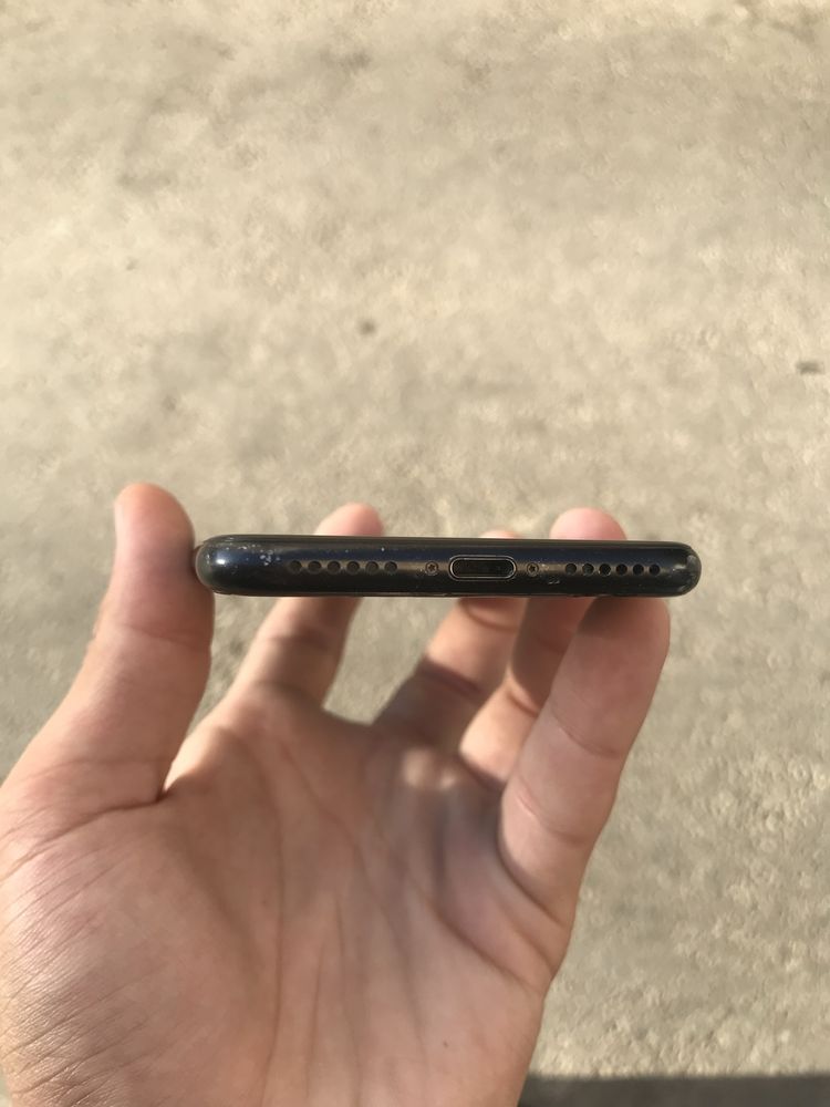 iPhone Se 2020 srochni sotiladi