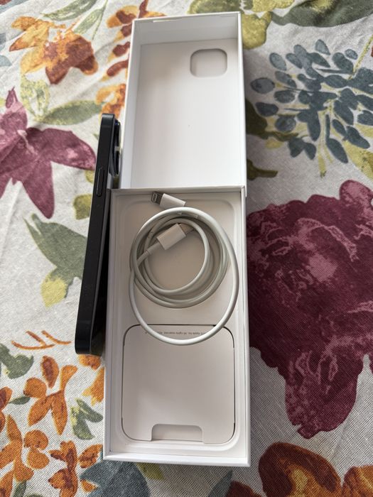 Iphone 14 achizitionat 2024 de nou