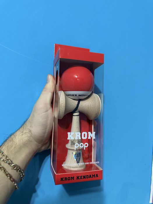 Kendama krom pop noua