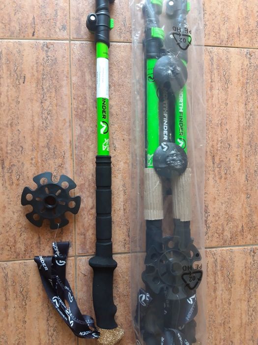 Тройно сгъваеми щеки Nortfinder - Tatra Peak  - 60лв. зелен цвят.