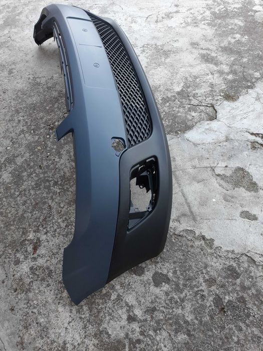 Предна броня форд фиеста НОВА