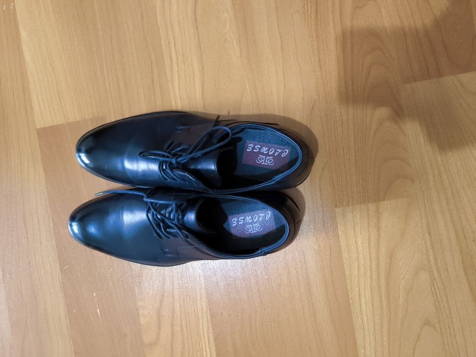 Costum elegant complet – sacou, pantaloni, cămăși, pantofi 43.
