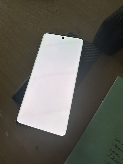 OnePlus 12R обмениваю