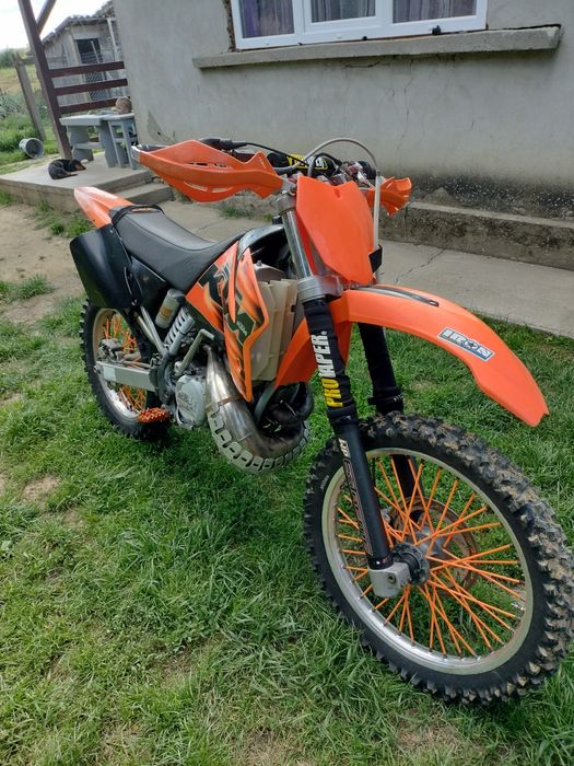 Vând ktm 250 exc 2t
