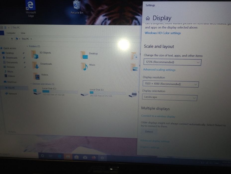 Asus FX550, Intel i5, 8 gb, Full HD, video dedicat 2gb NVIDIA GTX