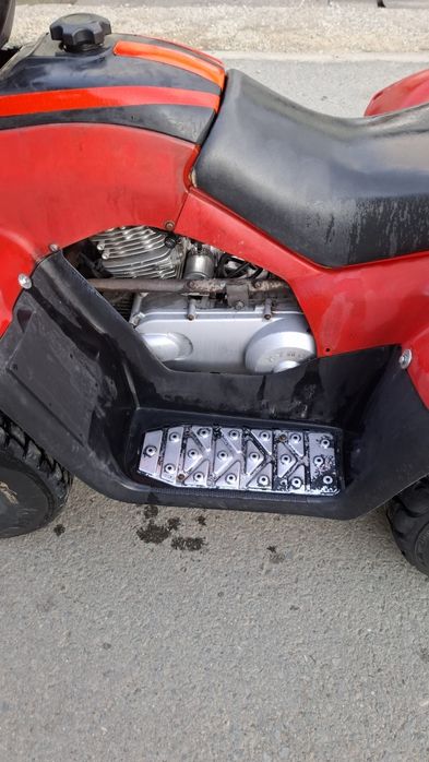 Vând atv kymco 150cc