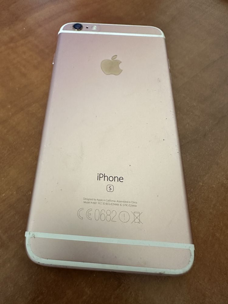 Vând iphone 6s plus