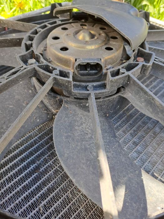 Radiator/ventilator Renault megane fab 97