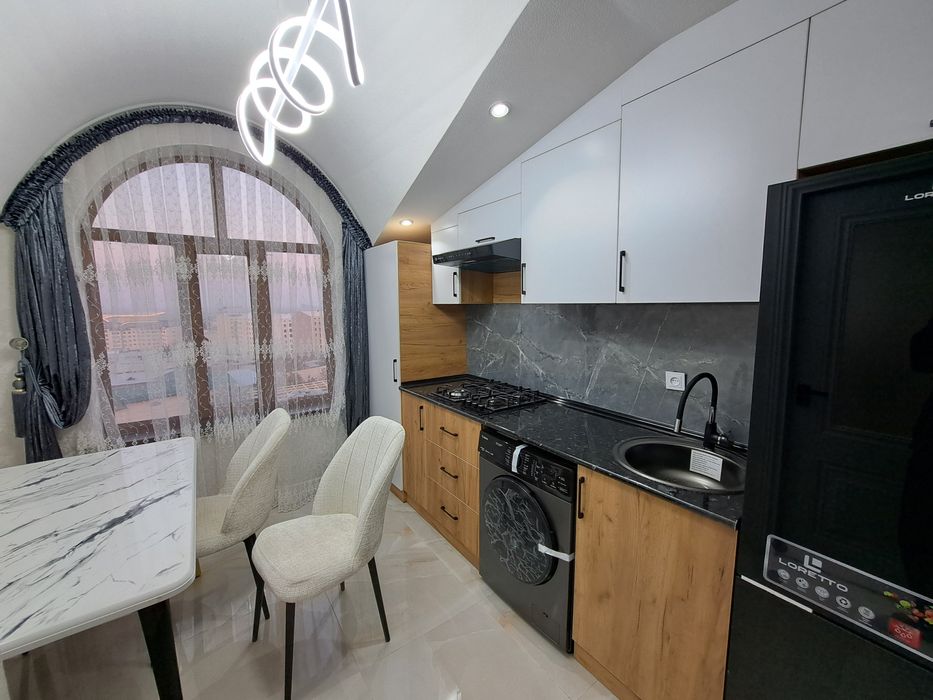 3 xonali kvartira sotiladi geofizikada