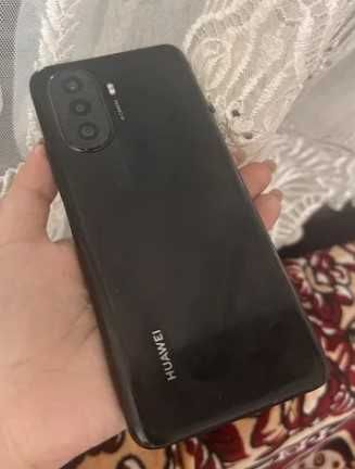 HUAWEI nova Y70 сотилади