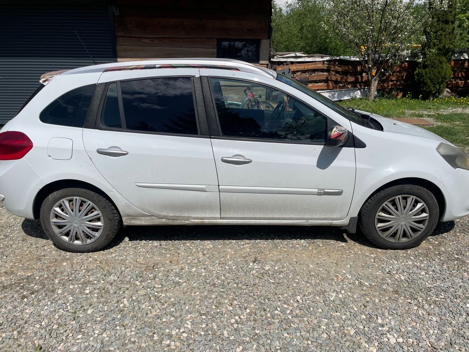Clio 1.5 dci /2011 360000km Schimb cu remorcă sau animale