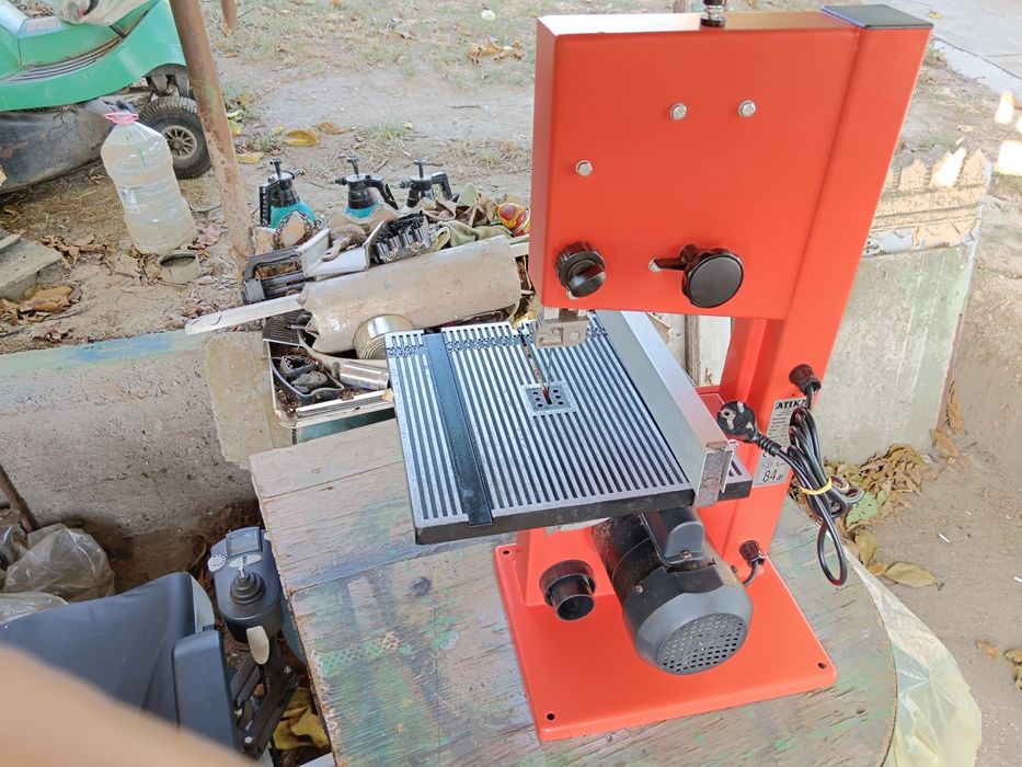 Banzic, fierăstrău cu pânză circulară ATIKA, motor 370W