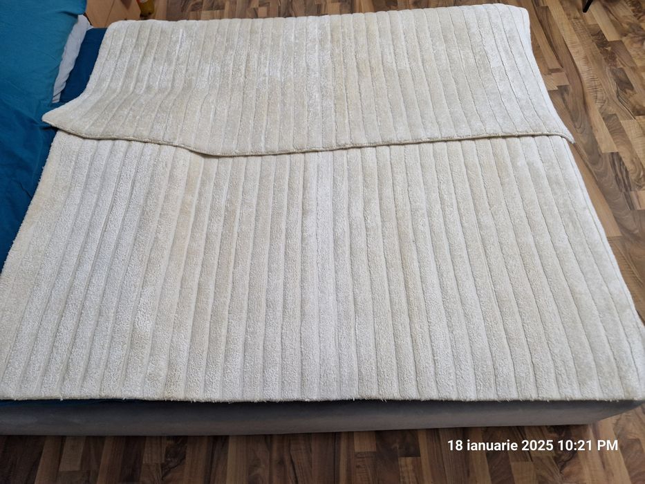Mochete,covoare LĂNĂ 100%