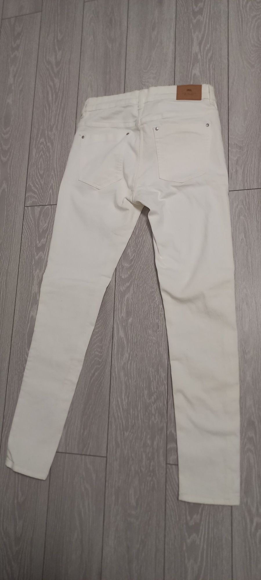 Pantaloni albi zara de fete