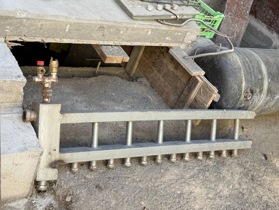 Гидроколлектор б/у