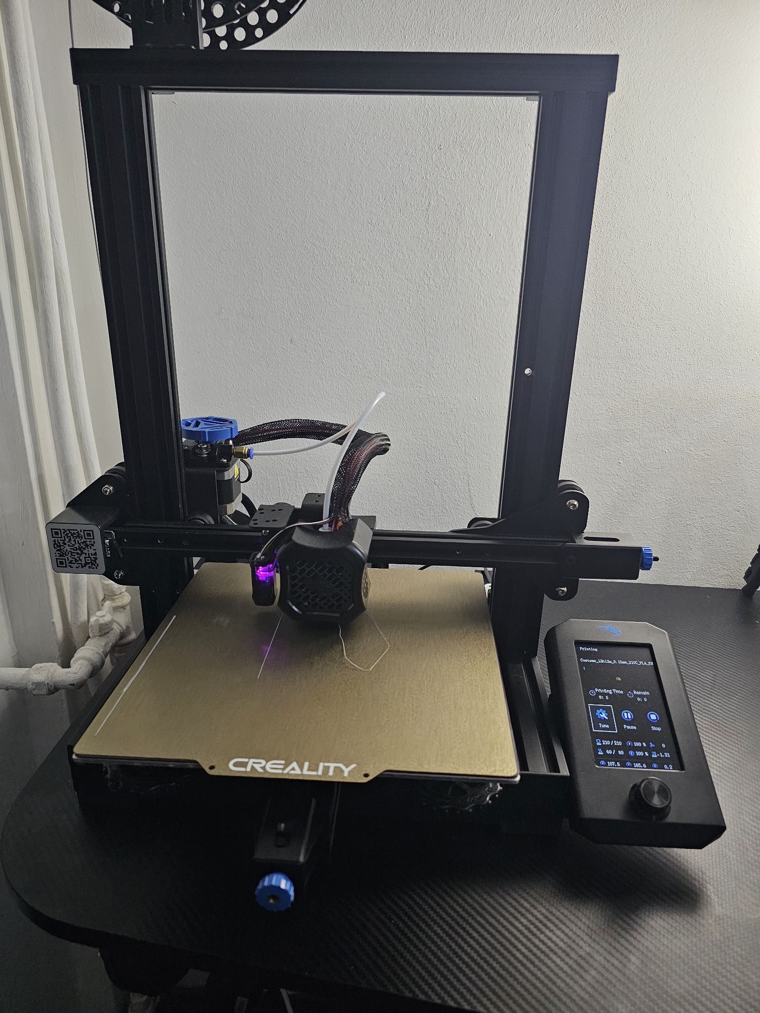 Imprimantă 3D Creality Ender 3 V2 + upgrades