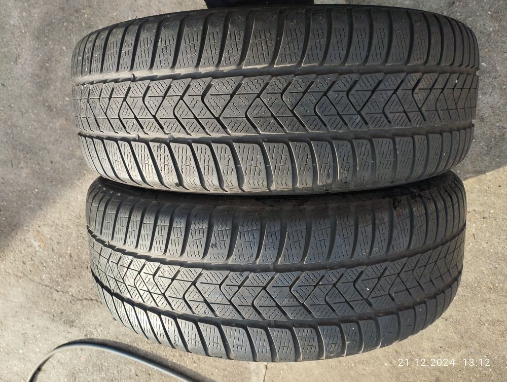 2 buc Pirelli iarna 245 50 R19 Runflat DOT 2021