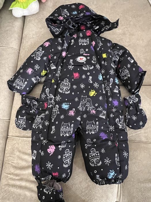 Продам детский зимний комбинезон.