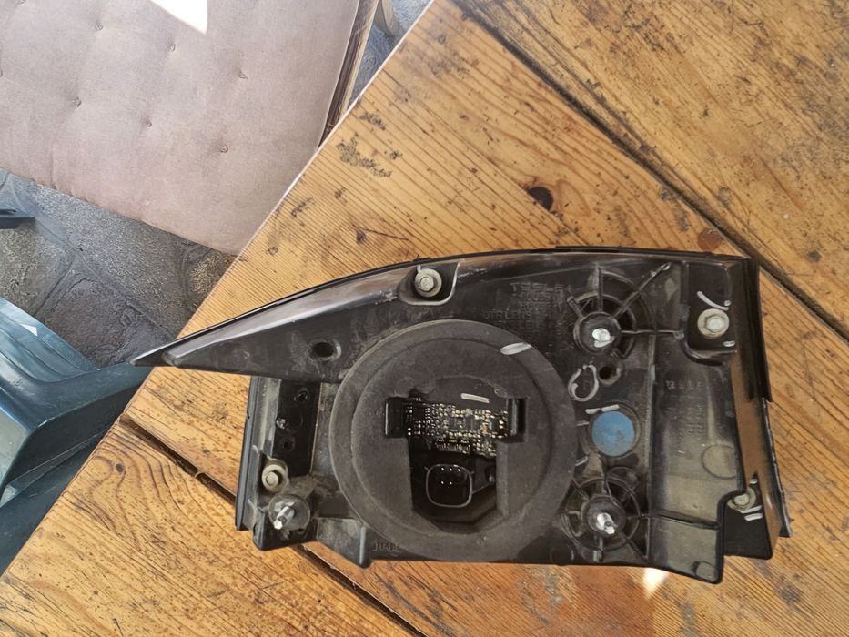 Стопове за Тесла модел s