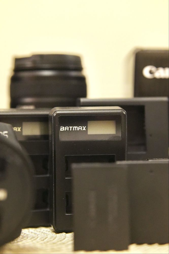 Canon EOS RP + 3 обектива и 4 батерии