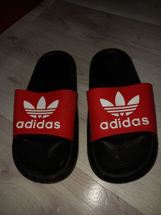 Продам мужская  шлепанцы