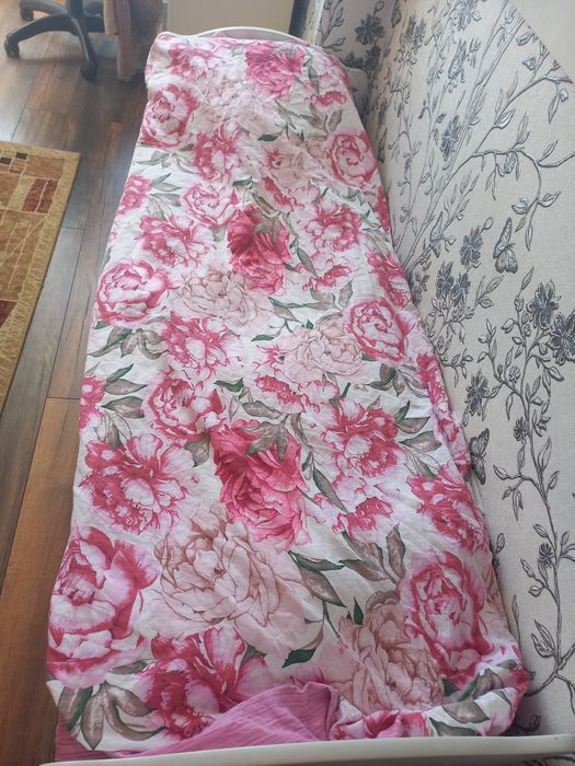 Продам детский кровать в хорошем состоянии.  Длина 180см .