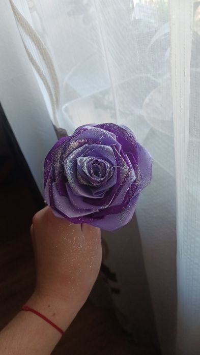 Trandafiri din satin