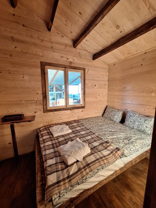 Cabana de inchiriat Marisel ,munții Apuseni
