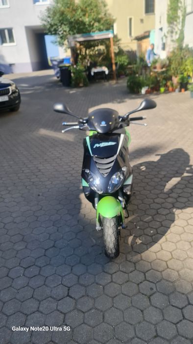 Piaggio hi per 2