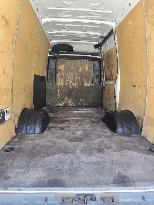 Vând IVECO Daily 35C15, 8000 Euro-TVA inclus & deductibil!