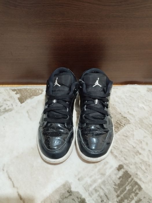 Nike Air Jordan low