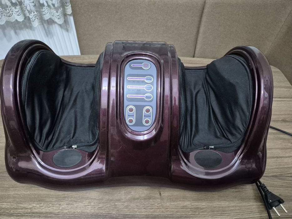 Aparat de masaj picioare