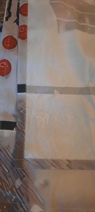 Perdele noi sărbători