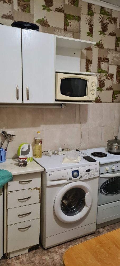 Продам 1,5 на Валентине