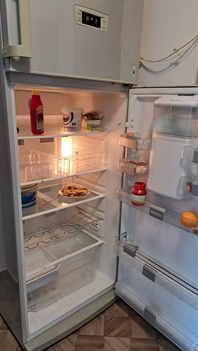 Vand frigider Beko No Frost
