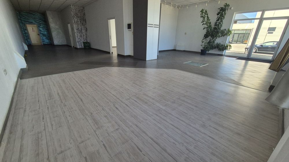 Showroom +Hala Depozitare TVA total 1100mp