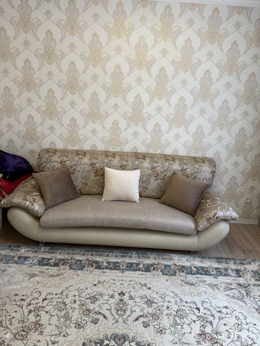 Продам диван в отличном состоянии