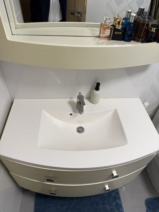 Mobilier baie sertar + chiuveta + oglinda