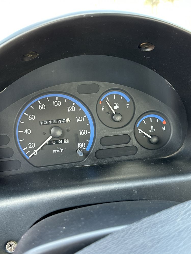 Vând matiz motor 800