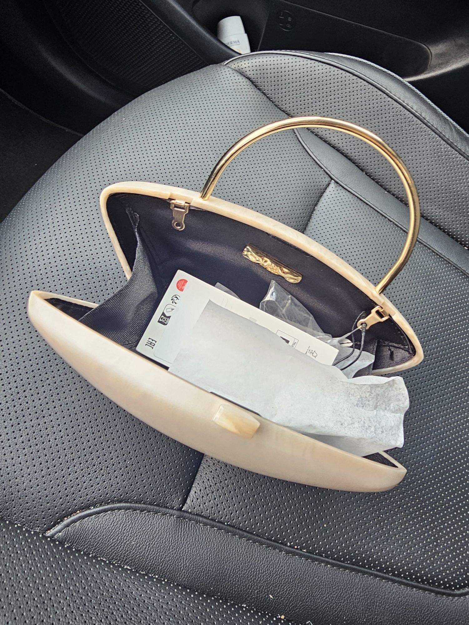 Чанта клъч седеф Zara