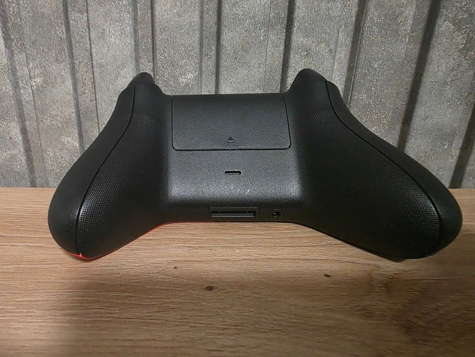 Безжичен контролер Microsoft - Black (Xbox One/Series S/X)