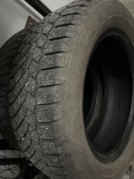 Продам зимние шины