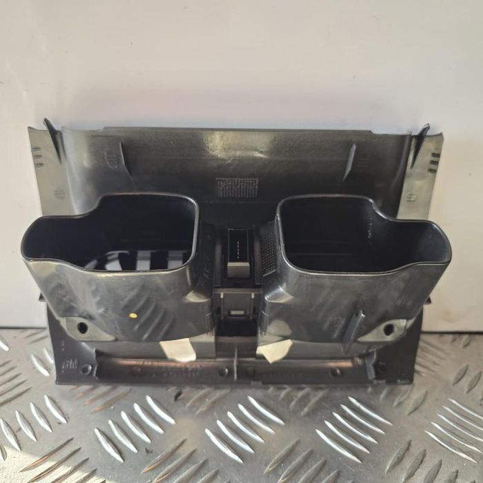 Rama centrala cu grile ventilatie mijloc fata Opel Corsa C facelift