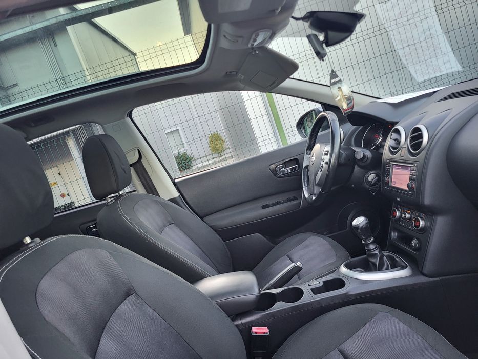 Nissn Quasqai+2-7 locuri-panoramic