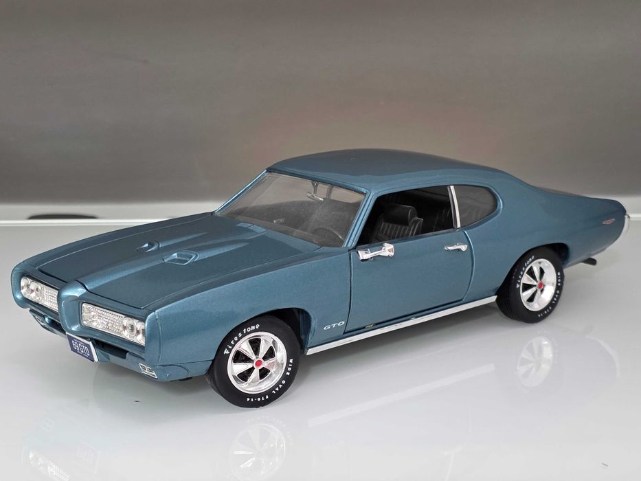 Macheta Auto 1/18 ERTL Pontiac GTO 1969 Blue
